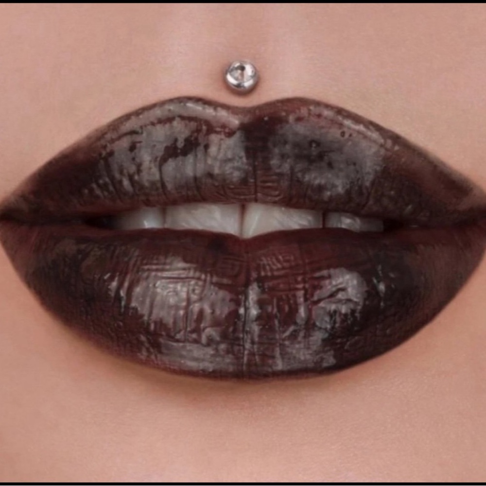 NIB Jeffree Star The Gloss in Midnight Lick